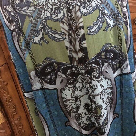 ONE WORLD. Size XL. Blues, Greens & Turquoise Flared Skirt. Waist 34-40". B12 - Picture 4 of 5